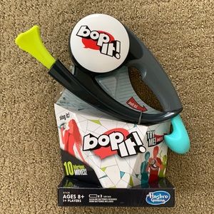 New Hasbro Bop It Game